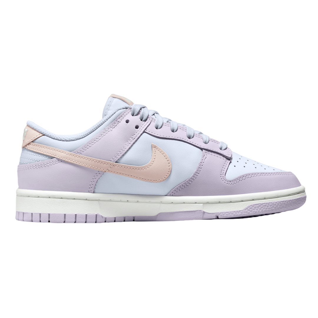 Wmns Dunk Low 'Atmosphere Pink'